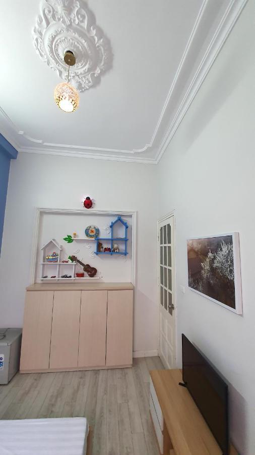 De Studio Homestay Hanoi Exterior photo